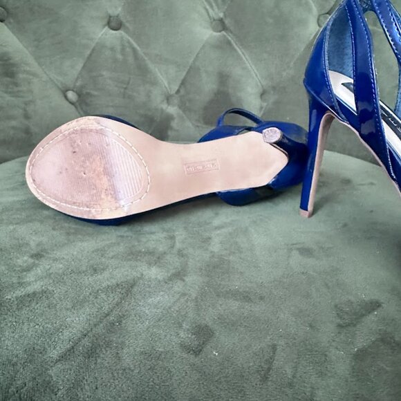 Steve Madden Patent Leather 'Rebeca' Heel - Picture 8 of 9